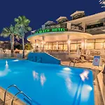 Hotel Phoenix Plános