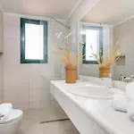 Phoenix Hotel 4*