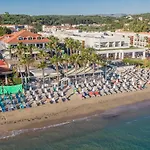 Phoenix Hotel 4*