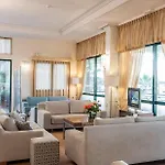 Phoenix Hotel 4*