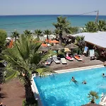 Phoenix Hotel 4*