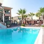 Phoenix 4*