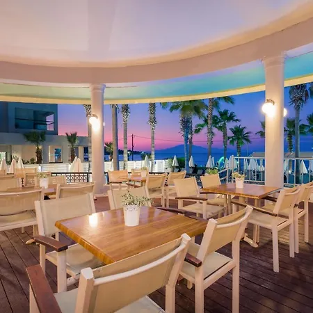 Phoenix Hotel Plános