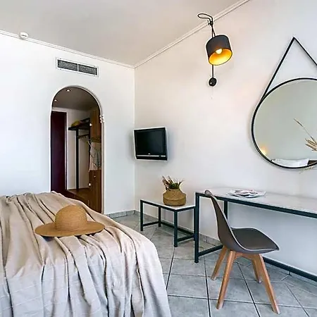 Hotel Phoenix Plános