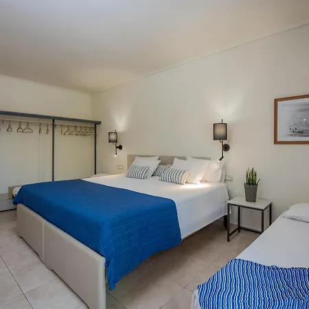 Phoenix Hotel