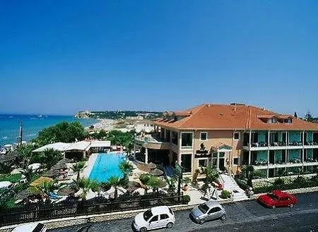 Phoenix Ξενοδοχείο 4*